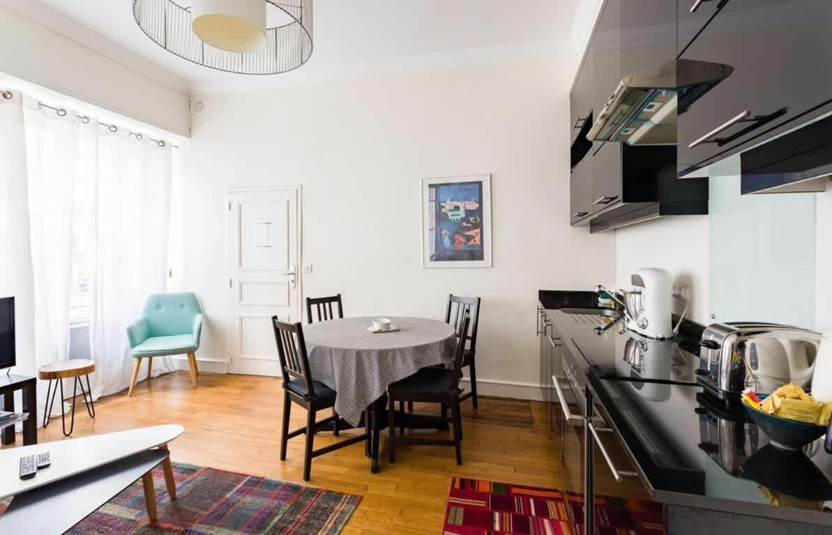 Le Chapitre - Appartement Cosy, Centre Historique Rennes Eksteriør bilde